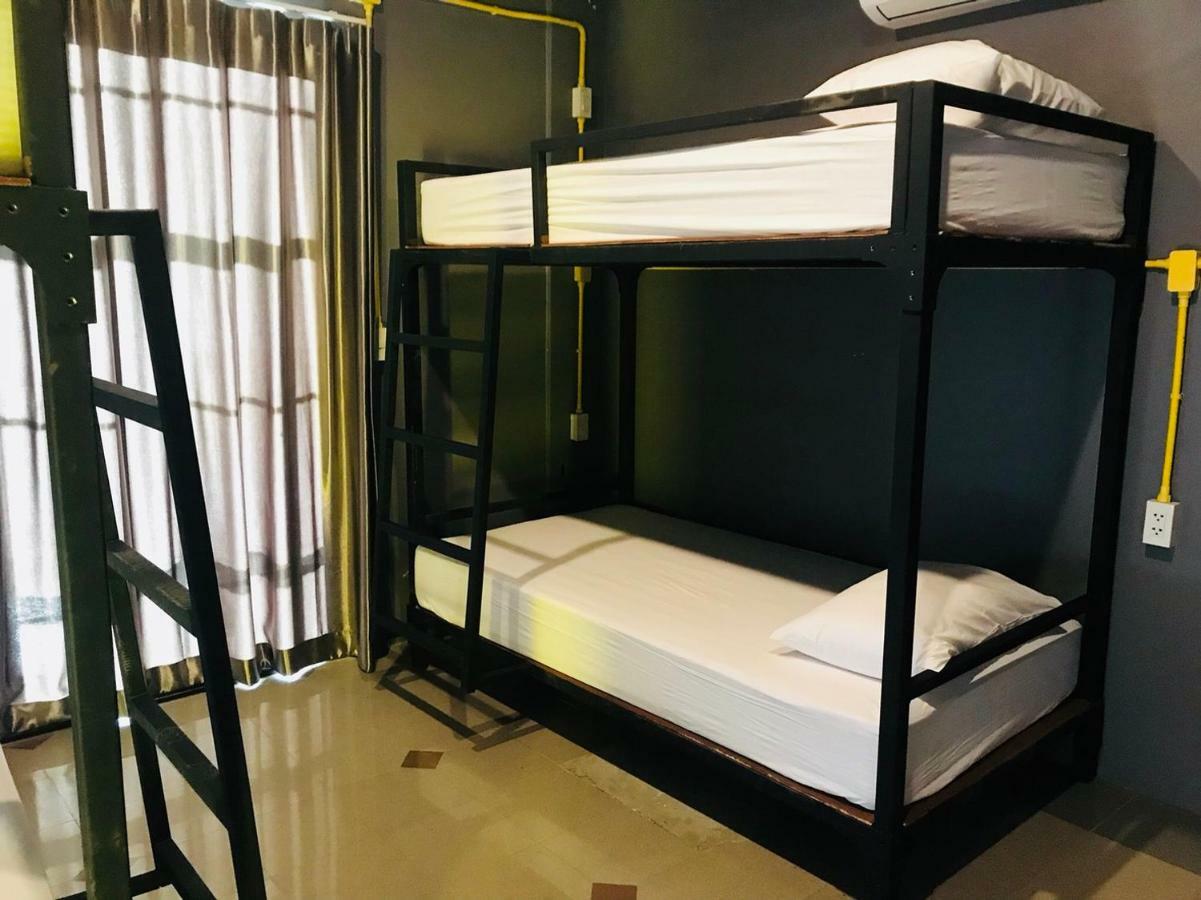 248 Street Hostel Чиангмай Экстерьер фото