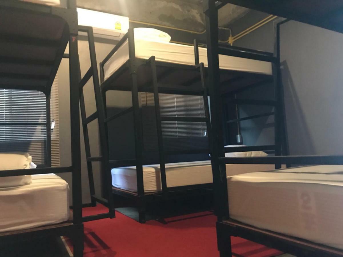 248 Street Hostel Чиангмай Экстерьер фото