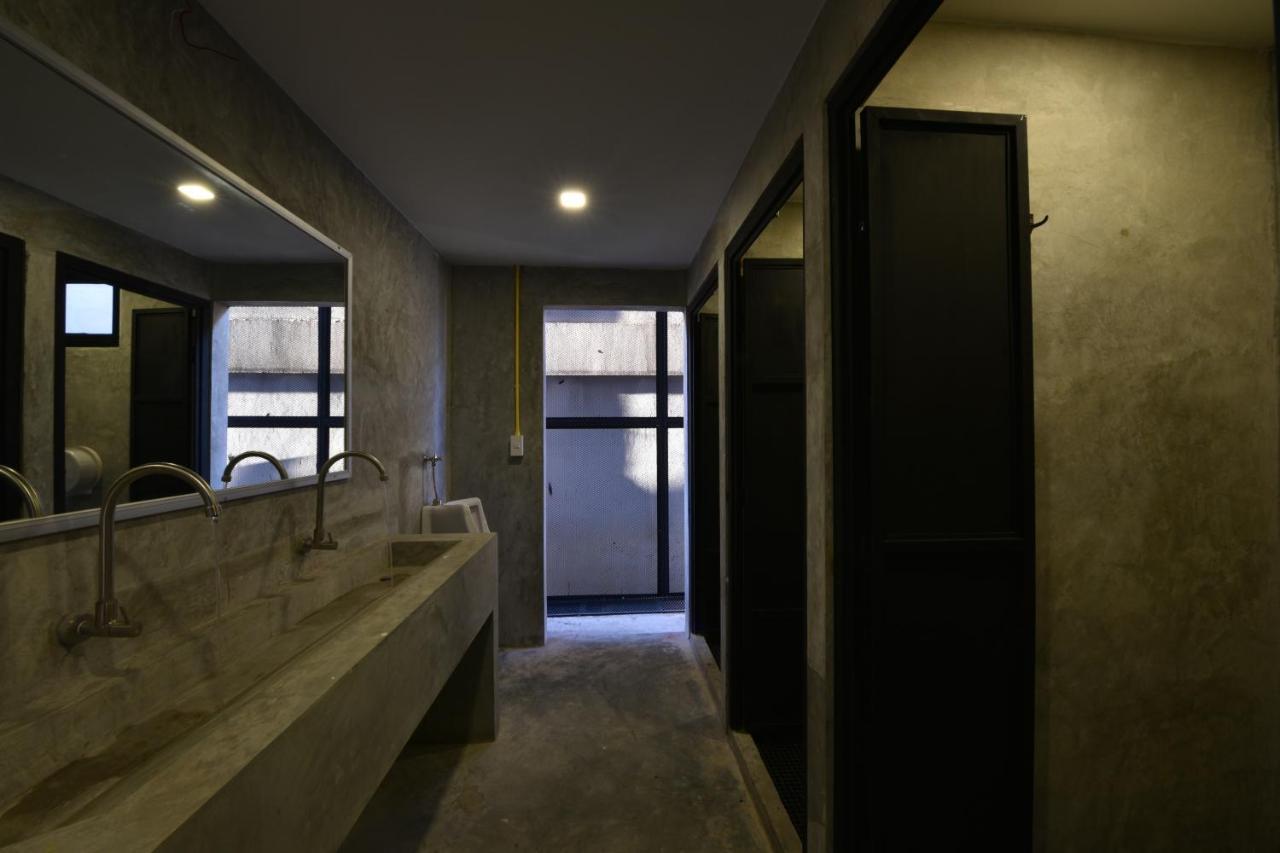 248 Street Hostel Чиангмай Экстерьер фото